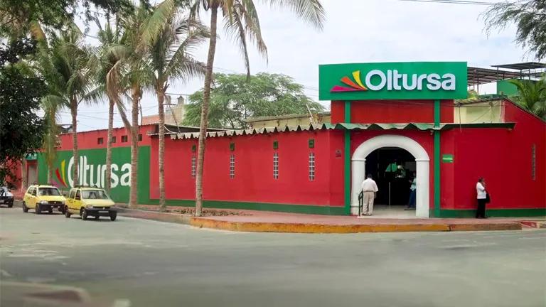 Terminal Oltursa Piura - Punto de salida y llegada de buses